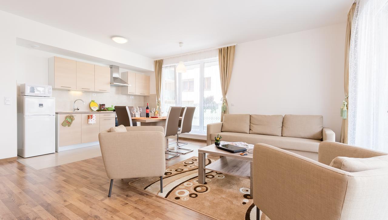 Corvin Holiday Apartments Hotel Budapest Eksteriør bilde