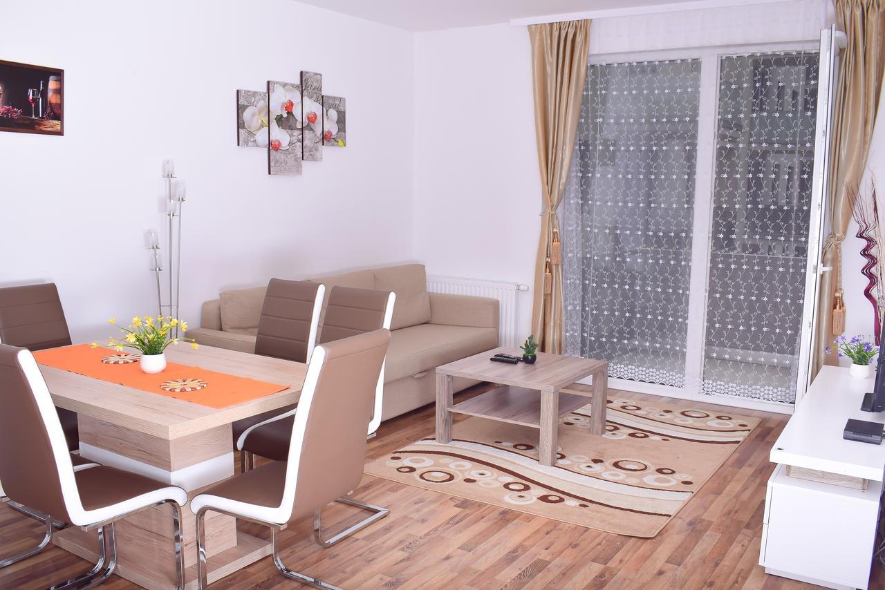 Corvin Holiday Apartments Hotel Budapest Eksteriør bilde