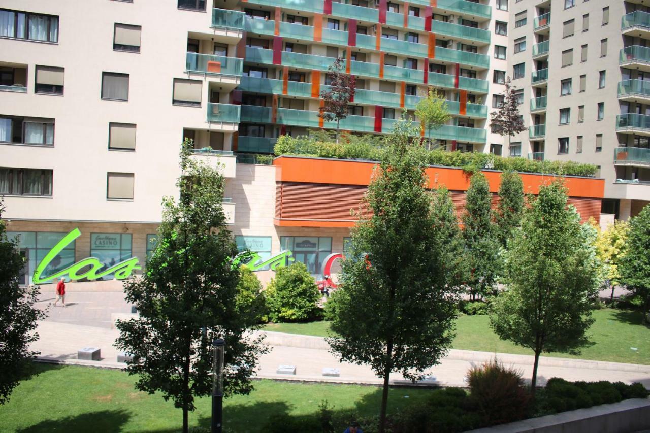 Corvin Holiday Apartments Hotel Budapest Eksteriør bilde