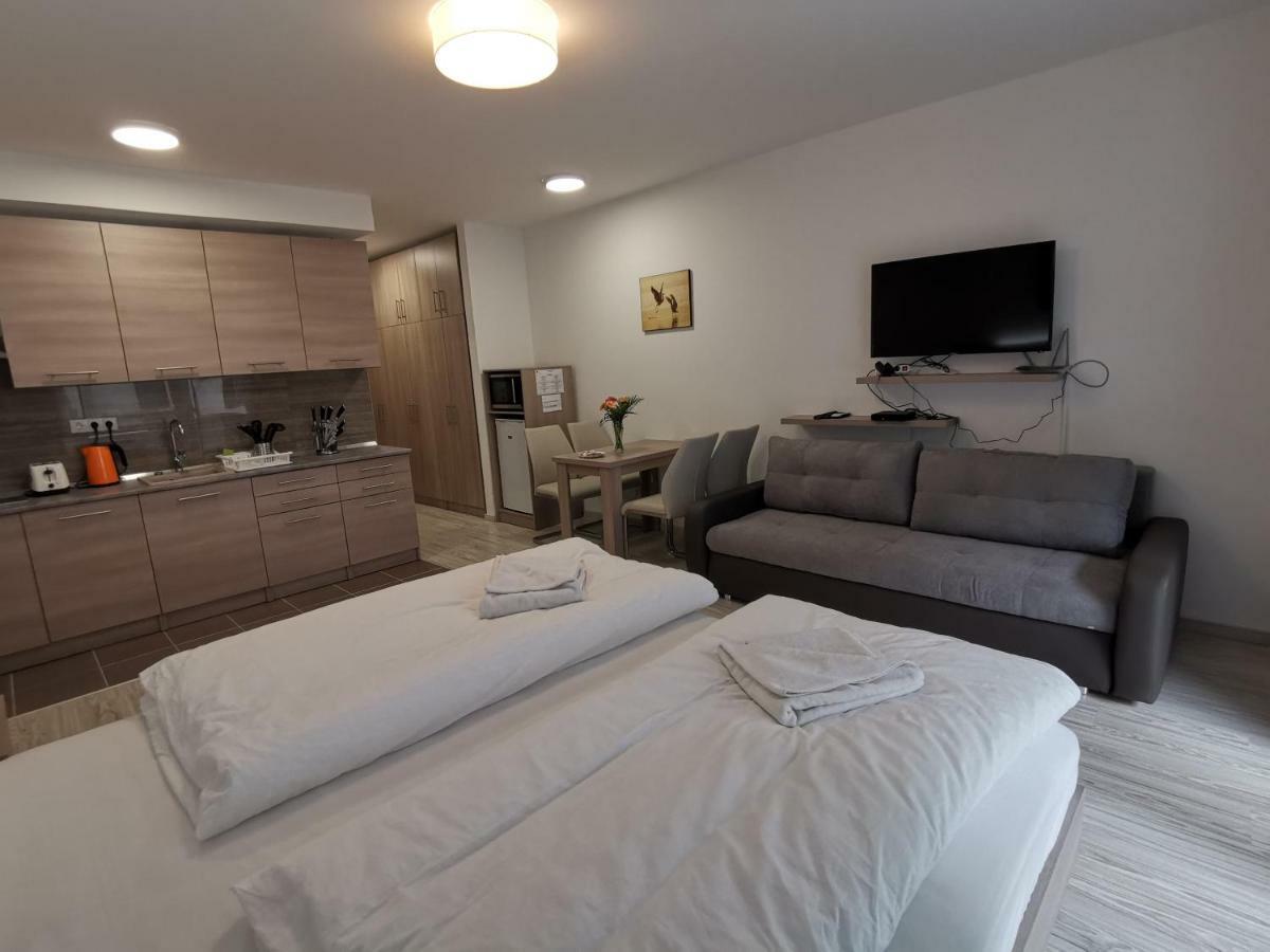 Corvin Holiday Apartments Hotel Budapest Eksteriør bilde