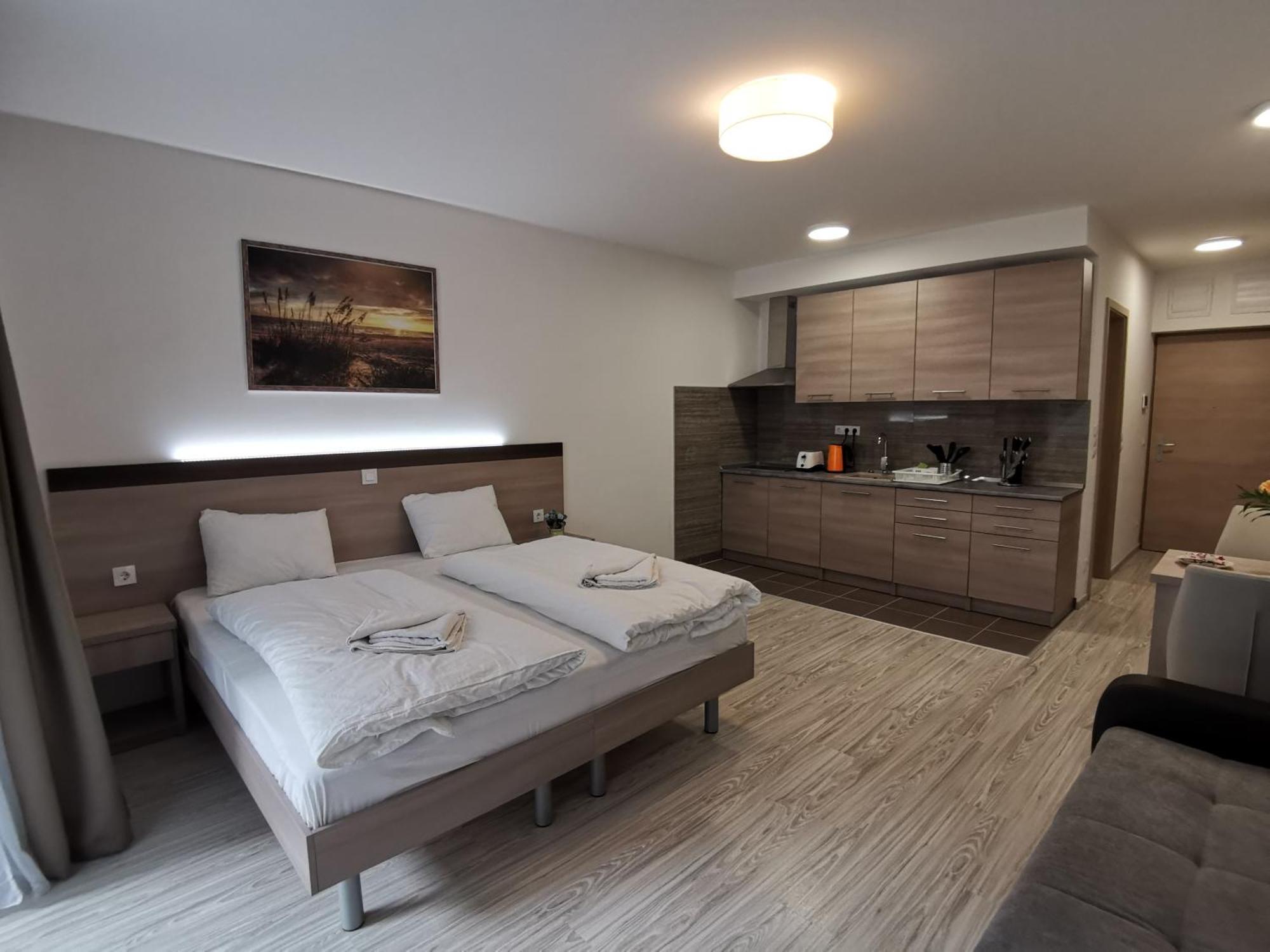 Corvin Holiday Apartments Hotel Budapest Eksteriør bilde