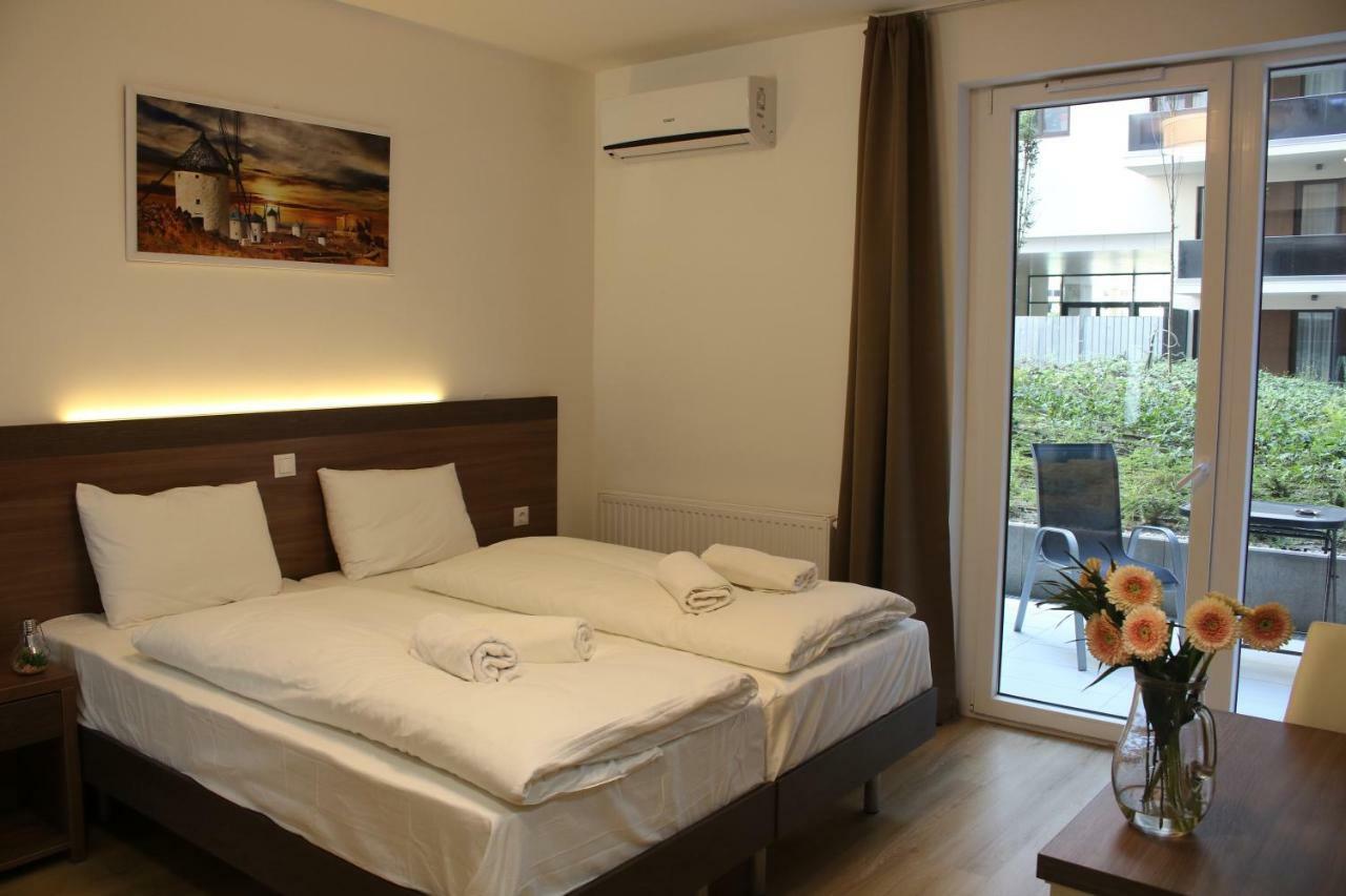Corvin Holiday Apartments Hotel Budapest Eksteriør bilde